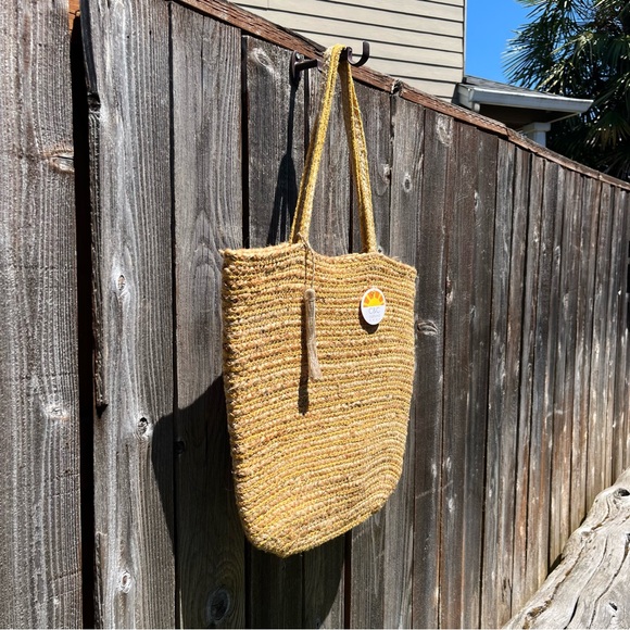 C&C California large straw tote shoulder beach bag - Picture 8 of 8